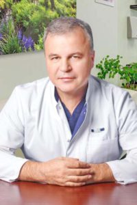 Углов А.И. – кардиохирург ЖД больницы